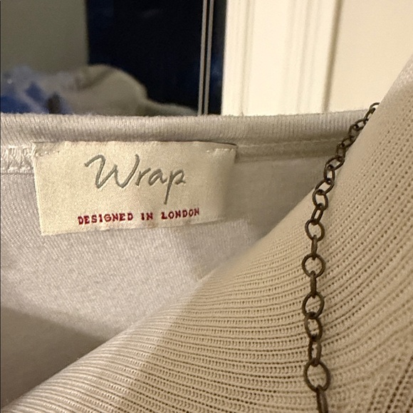 WRAP London, Light Grey LS Scoop neck Tee, Size 10, EUC - Picture 5 of 6